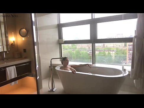 ❤️ Une énorme nana se branlant passionnément la chatte dans la salle de bains ️❌  Sexe at us fr.osagoassist.ru  ️❤